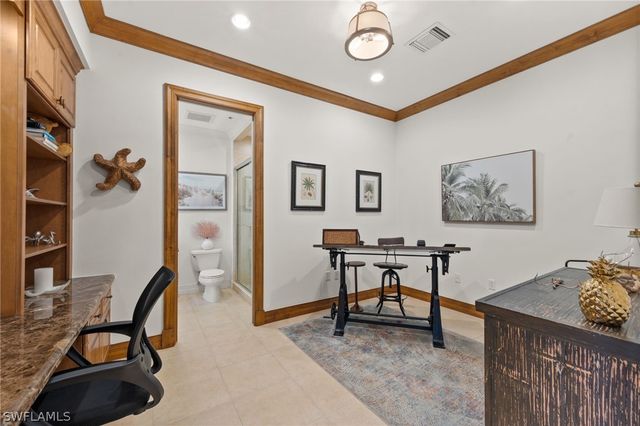 380 10TH ST S 202, Naples, FL 34102