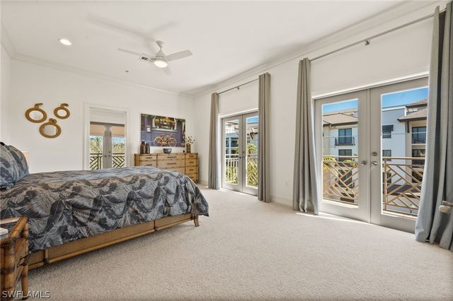 380 10TH ST S 202, Naples, FL 34102