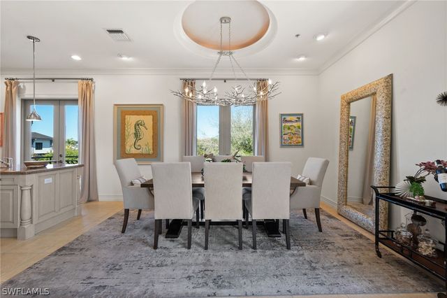 380 10TH ST S 202, Naples, FL 34102