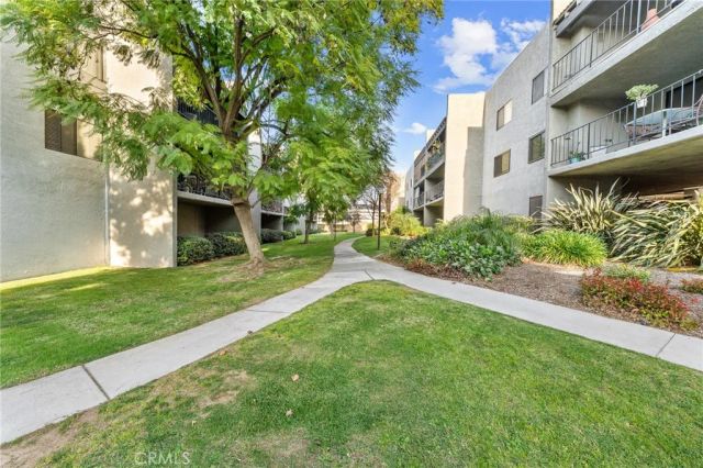 246 E Fern Avenue 109, Redlands, CA 92373