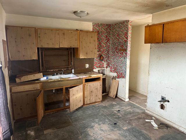 3307 E 17th Street, Lubbock, TX 79403