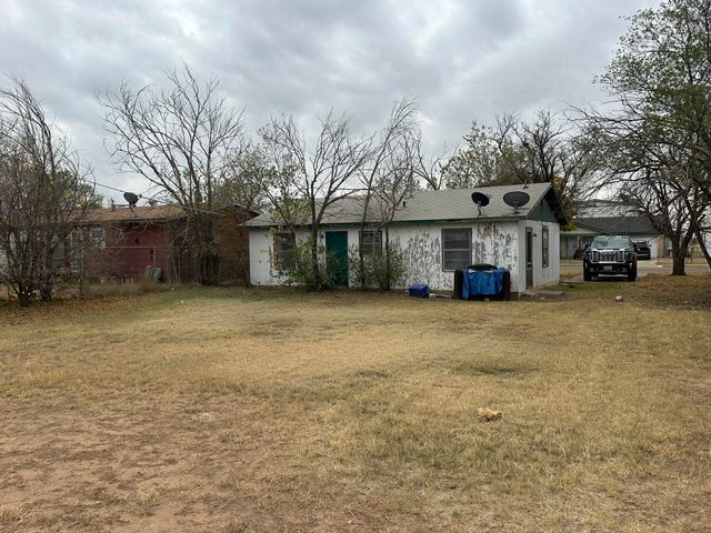 3307 E 17th Street, Lubbock, TX 79403