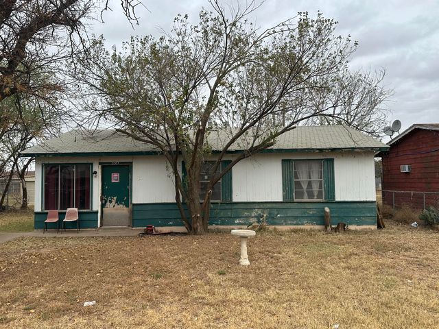 3307 E 17th Street, Lubbock, TX 79403