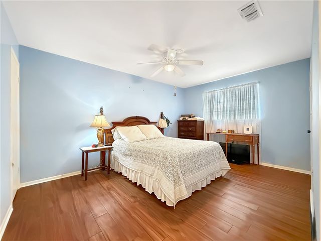 6910 Yukon Dr, Corpus Christi, TX 78412