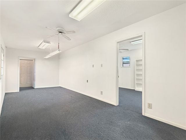 6910 Yukon Dr, Corpus Christi, TX 78412