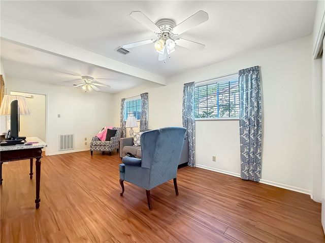 6910 Yukon Dr, Corpus Christi, TX 78412