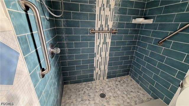 2815 NW 26th TER, Cape Coral, FL 33993