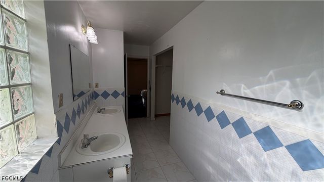 2815 NW 26th TER, Cape Coral, FL 33993