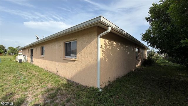 2815 NW 26th TER, Cape Coral, FL 33993