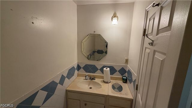 2815 NW 26th TER, Cape Coral, FL 33993