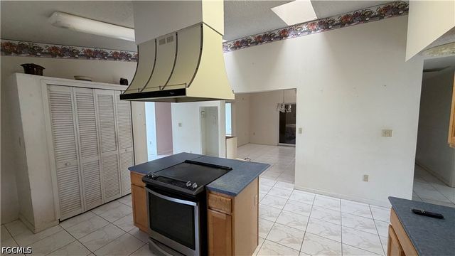 2815 NW 26th TER, Cape Coral, FL 33993