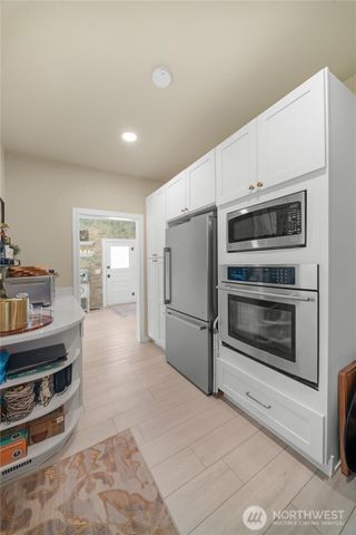 7619 214th Avenue E, Bonney Lake, WA 98391