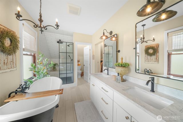 7619 214th Avenue E, Bonney Lake, WA 98391