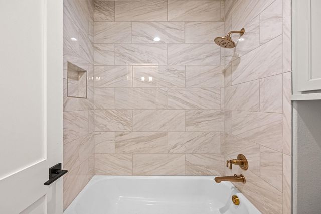 14008 Memorial Reserve Place, Houston, TX 77079