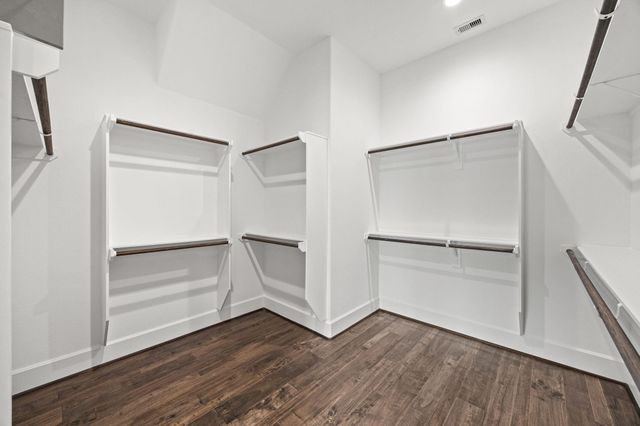 14008 Memorial Reserve Place, Houston, TX 77079