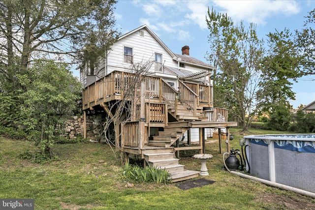 122 SHIPPENSBURG RD, Shippensburg, PA 17257