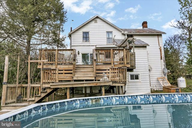 122 SHIPPENSBURG RD, Shippensburg, PA 17257
