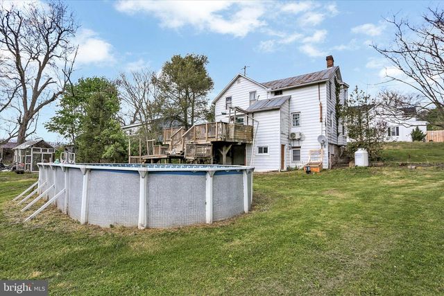 122 SHIPPENSBURG RD, Shippensburg, PA 17257