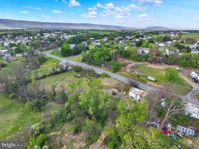 122 SHIPPENSBURG RD, Shippensburg, PA 17257