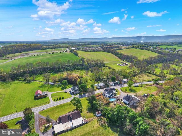 122 SHIPPENSBURG RD, Shippensburg, PA 17257