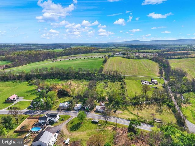 122 SHIPPENSBURG RD, Shippensburg, PA 17257