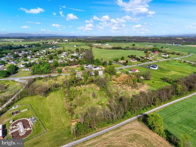 122 SHIPPENSBURG RD, Shippensburg, PA 17257