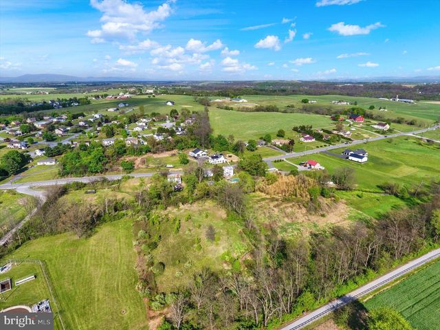 122 SHIPPENSBURG RD, Shippensburg, PA 17257