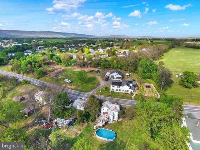 122 SHIPPENSBURG RD, Shippensburg, PA 17257