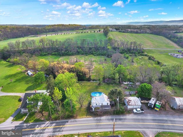 122 SHIPPENSBURG RD, Shippensburg, PA 17257