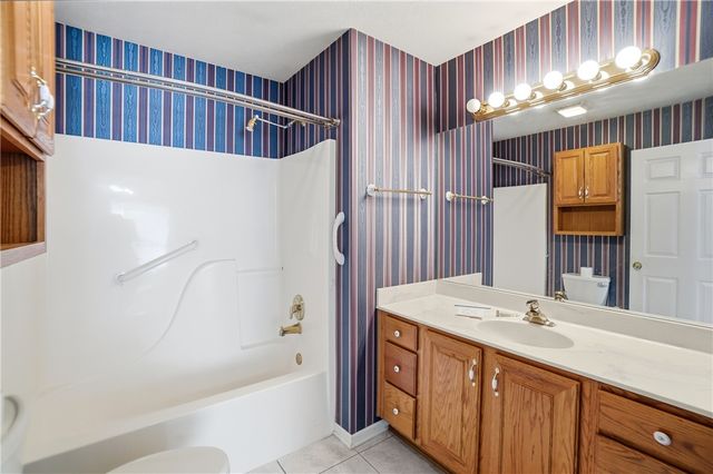 1227 Mals Way, Miamisburg, OH 45342