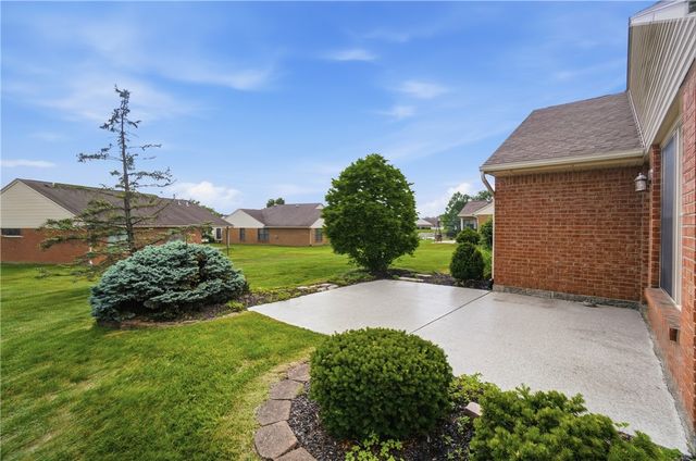 1227 Mals Way, Miamisburg, OH 45342