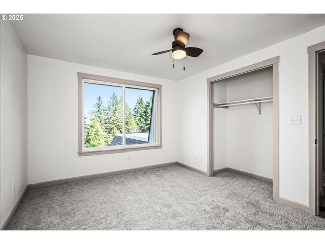 381 TALEMENA Dr, Cottage Grove, OR 97424