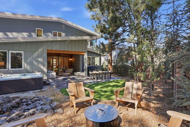 2048 NW Shiraz Court, Bend, OR 97703