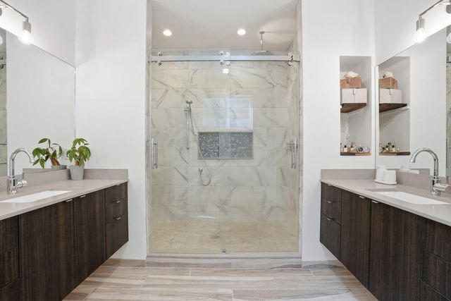 2048 NW Shiraz Court, Bend, OR 97703