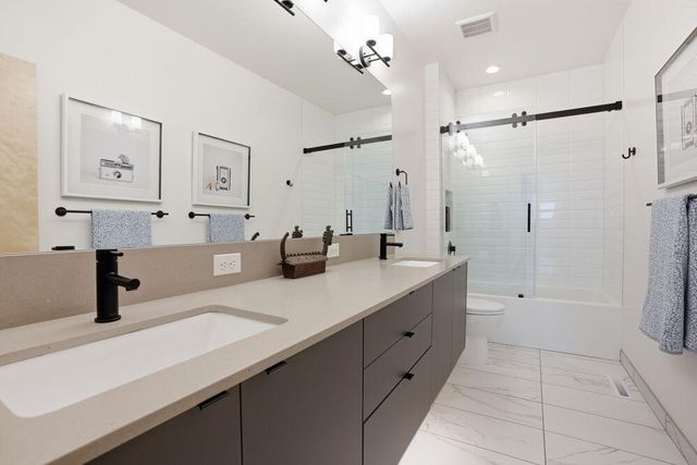 2048 NW Shiraz Court, Bend, OR 97703