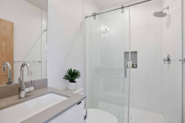 2048 NW Shiraz Court, Bend, OR 97703