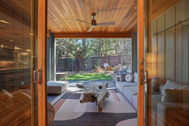 2048 NW Shiraz Court, Bend, OR 97703