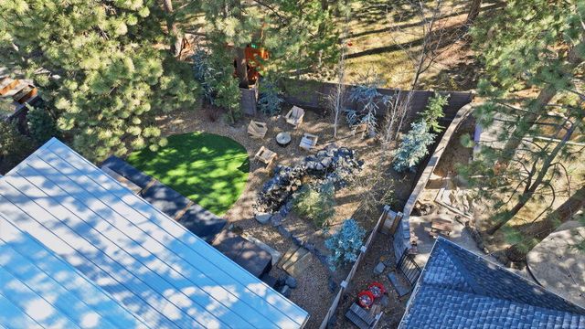 2048 NW Shiraz Court, Bend, OR 97703