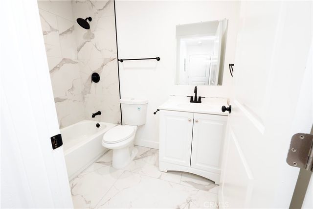 5739 S St Andrews, Los Angeles, CA 90062