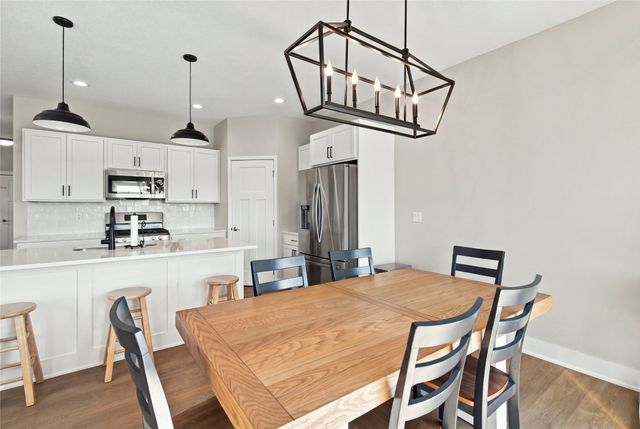 5532 147th Street, Urbandale, IA 50323