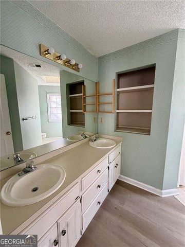 4958 Braeburn Trace NW, Acworth, GA 30102