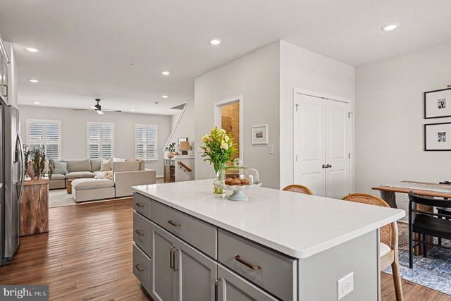 11 KARPOVICH ALLEY, Bridgeport, PA 19405