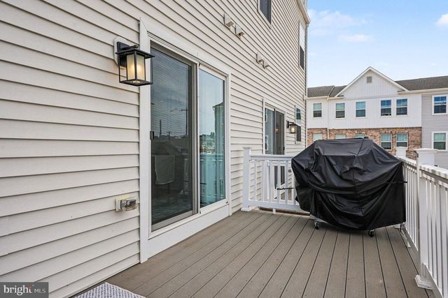 11 KARPOVICH ALLEY, Bridgeport, PA 19405