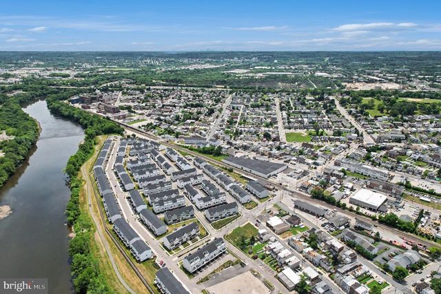 11 KARPOVICH ALLEY, Bridgeport, PA 19405