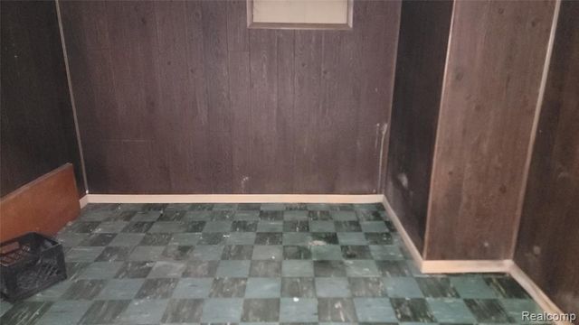 20931 Pickford Street, Detroit, MI 48219