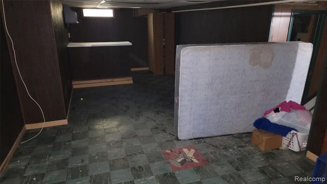 20931 Pickford Street, Detroit, MI 48219