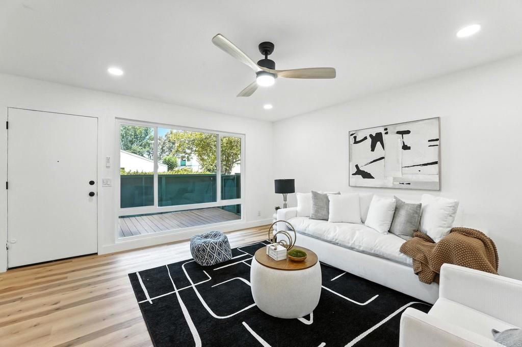 Image 3 of property listing at 1817 E Grand Avenue 77, Escondido, CA 92027