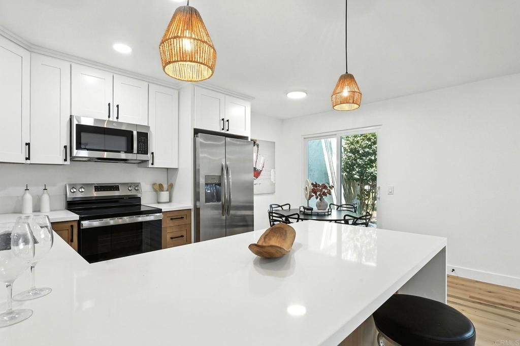 Image 6 of property listing at 1817 E Grand Avenue 77, Escondido, CA 92027