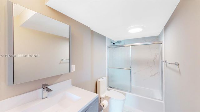 10275 Collins Ave 724, Bal Harbour, FL 33154