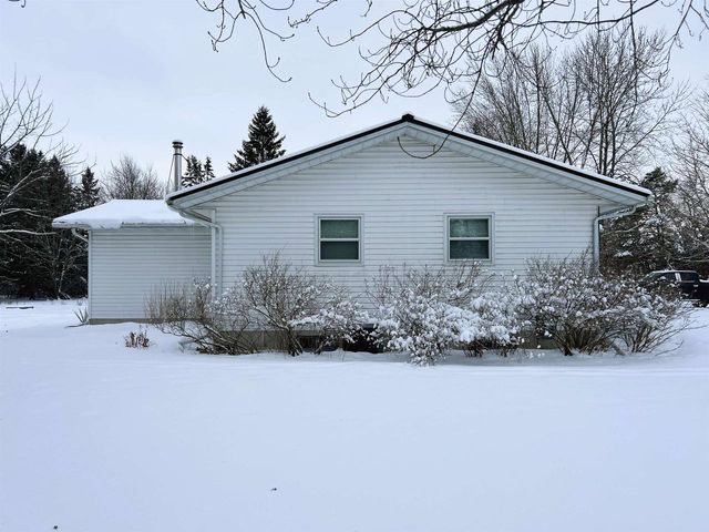 840 RAMBLE LANE, Plover, WI 54467